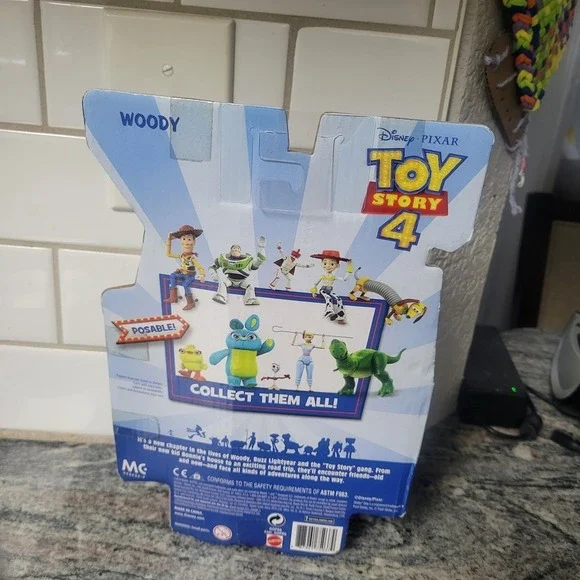 RARE HTF Disney Pixar Toy Story 4 WOODY 9" Posable Action Figure Mattel 2018 - Picture 3 of 3